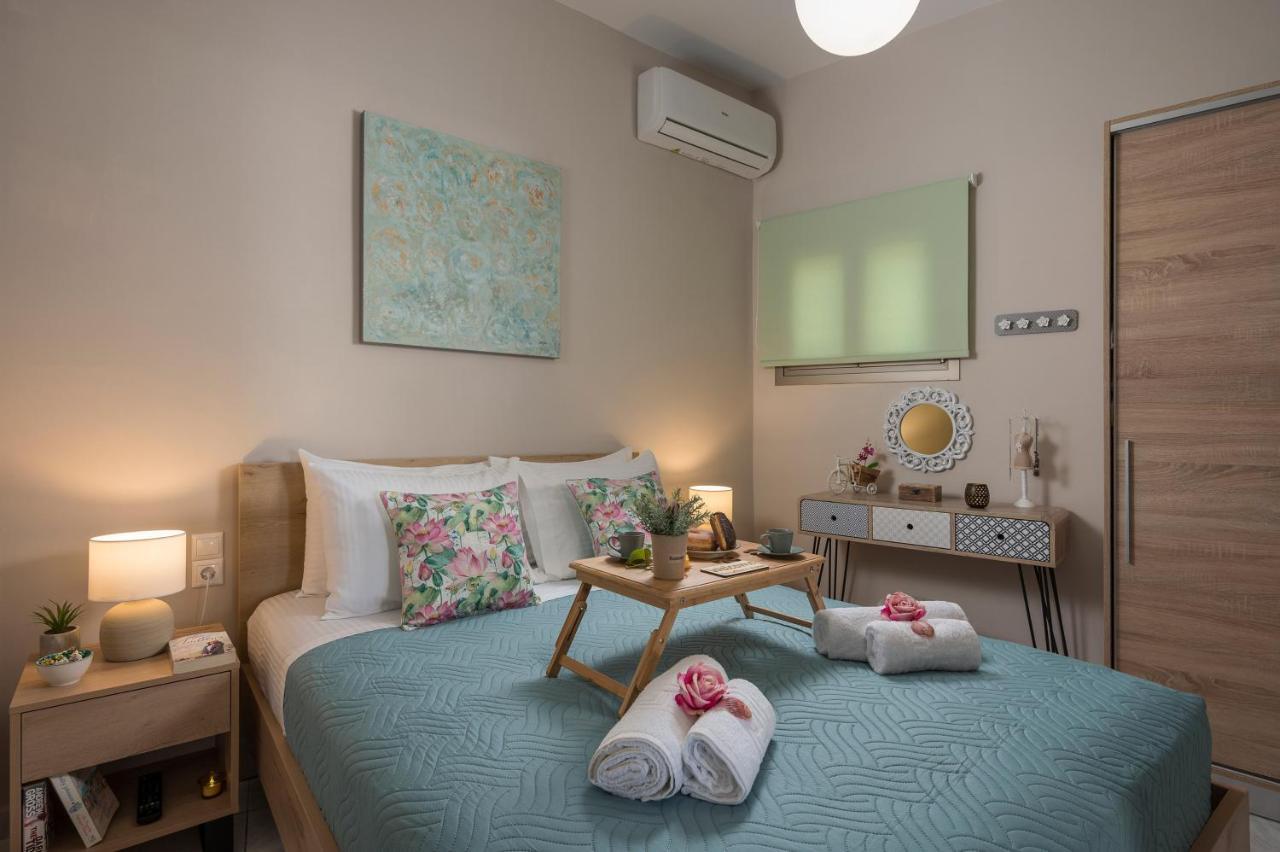 Floral Beach Apt With Lux Extras & Special Treats Kolymbari Exterior photo